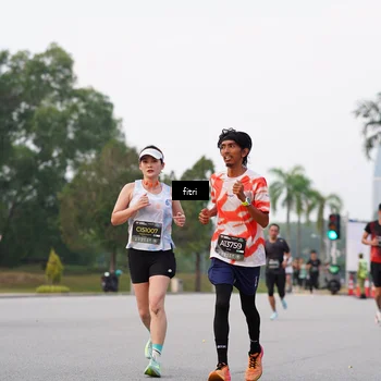 Runner Photo 6192537
