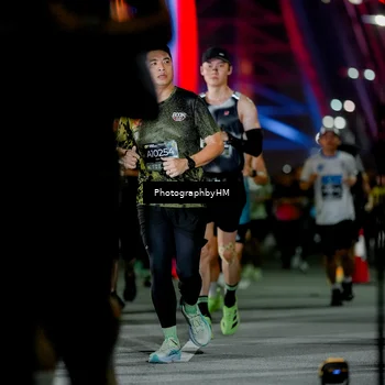 Runner Photo 6192541