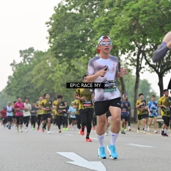 Runner Photo 6192550