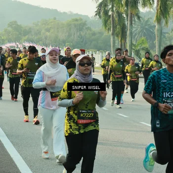 Runner Photo 6192553