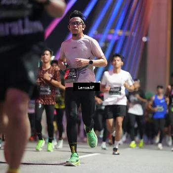 Runner Photo 6192554