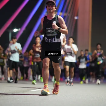 Runner Photo 6192556