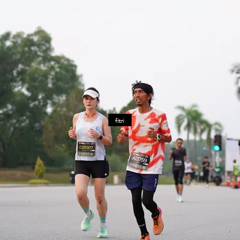 Runner Photo 6192559