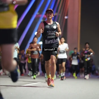 Runner Photo 6192564