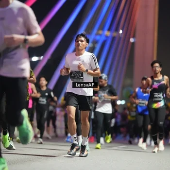 Runner Photo 6192573