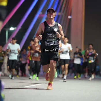 Runner Photo 6192585