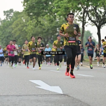 Runner Photo 6192595