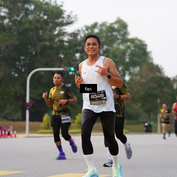 Runner Photo 6192612