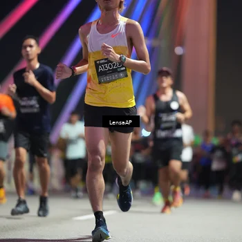 Runner Photo 6192615