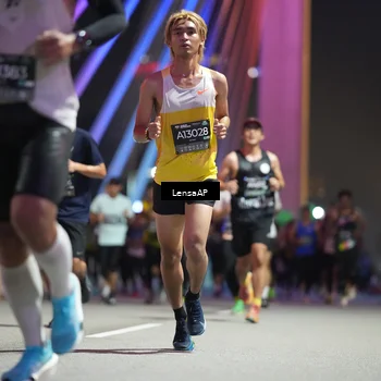 Runner Photo 6192647