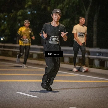 Runner Photo 6192659