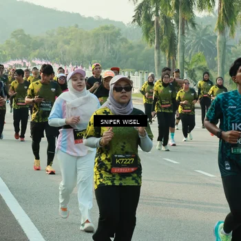 Runner Photo 6192661