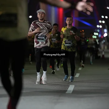 Runner Photo 6192665