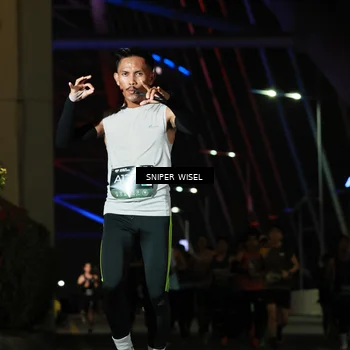 Runner Photo 6192671