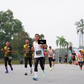 Runner Photo 6192676