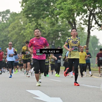 Runner Photo 6192697