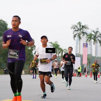 Runner Photo 6192729