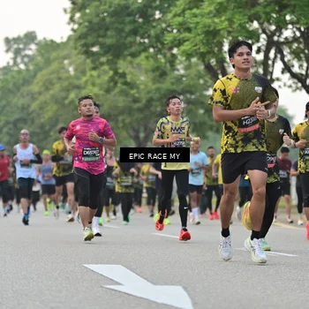 Runner Photo 6192754