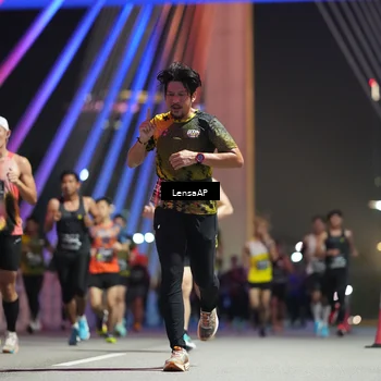 Runner Photo 6192755