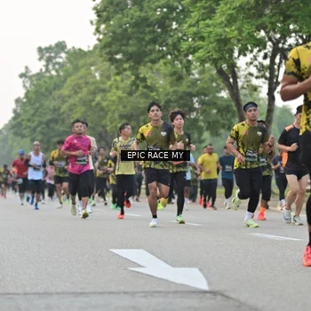 Runner Photo 6192759