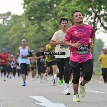 Runner Photo 6192768