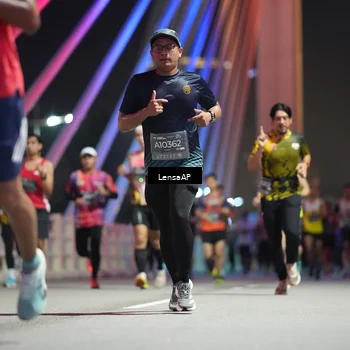 Runner Photo 6192806