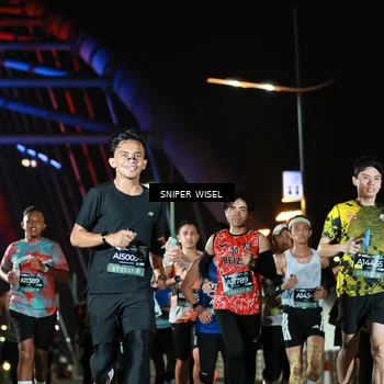Runner Photo 6192816