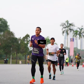 Runner Photo 6192824