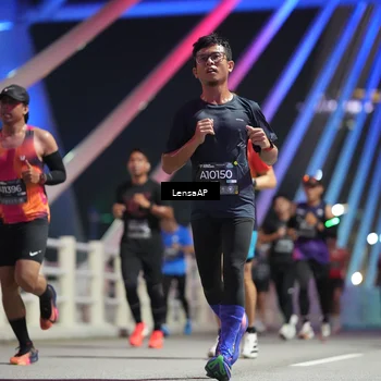 Runner Photo 6192862