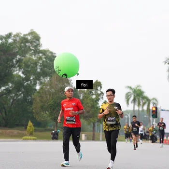 Runner Photo 6192864