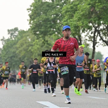 Runner Photo 6192875