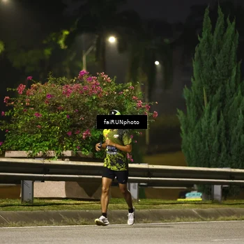 Runner Photo 6192901