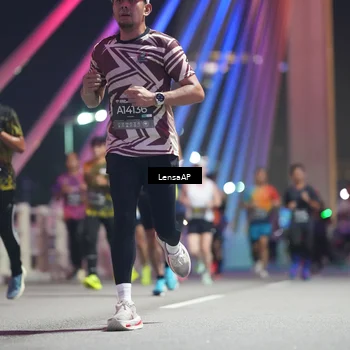 Runner Photo 6192932
