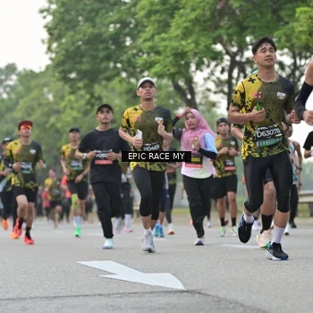 Runner Photo 6192943