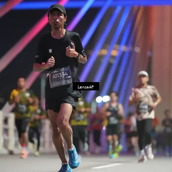 Runner Photo 6192976