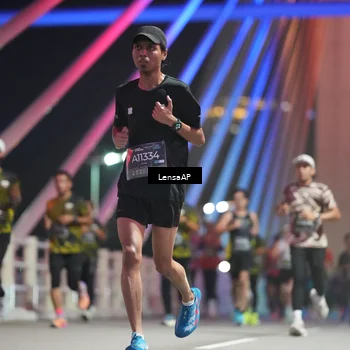 Runner Photo 6192977