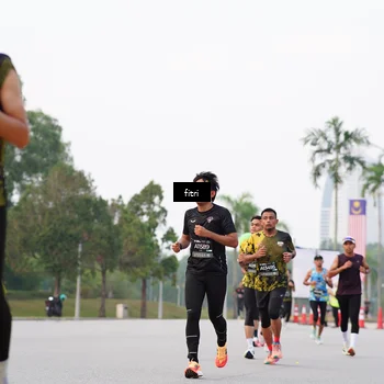 Runner Photo 6193032