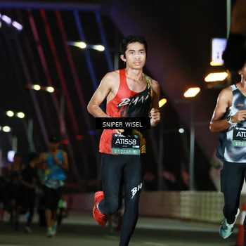 Runner Photo 6193044