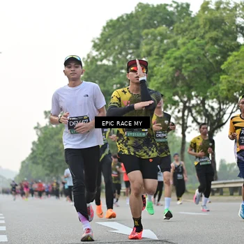 Runner Photo 6193046