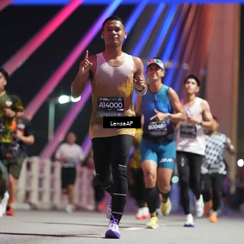 Runner Photo 6193058