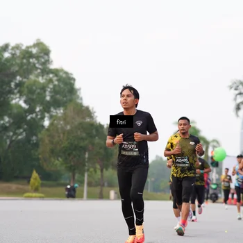 Runner Photo 6193065