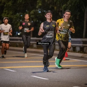 Runner Photo 6193235