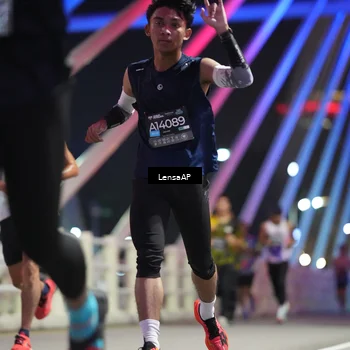 Runner Photo 6193270