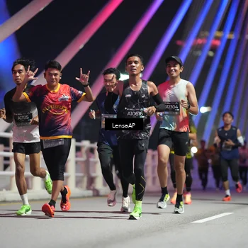 Runner Photo 6193291