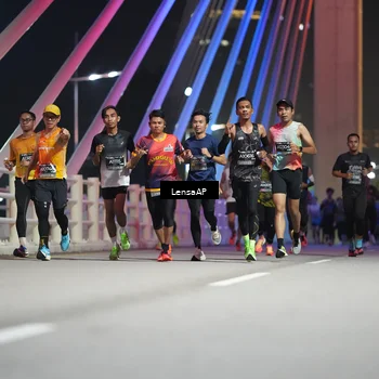 Runner Photo 6193356