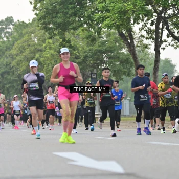 Runner Photo 6193365