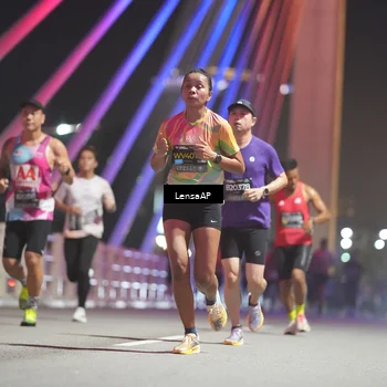 Runner Photo 6193403