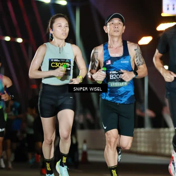 Runner Photo 6193429