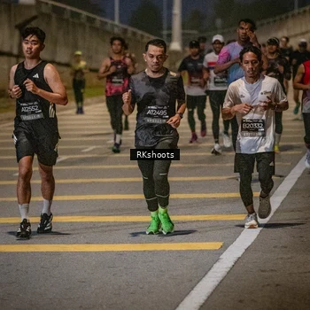 Runner Photo 6193436
