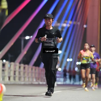 Runner Photo 6193443